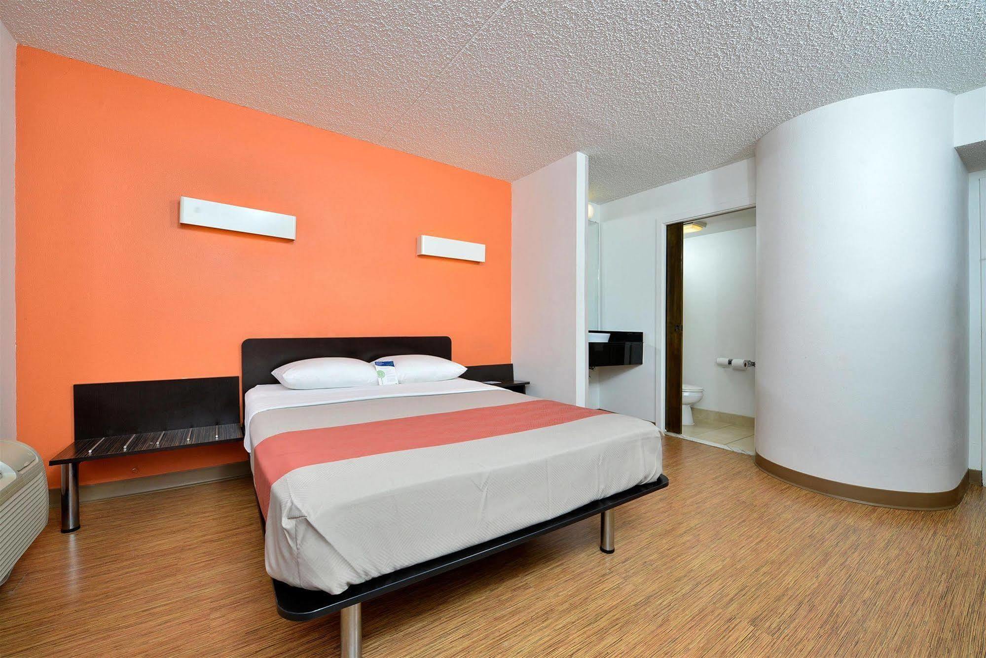 Motel 6-Plano, Tx - West - Frisco 외부 사진